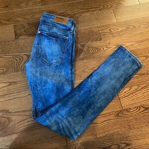 H&M  tie-dye blue‎ skinny jeans